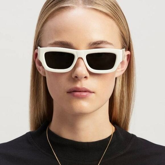 New! PALM ANGELS Sunglasses PERI048 0107, Authentic - Picture 8 of 14